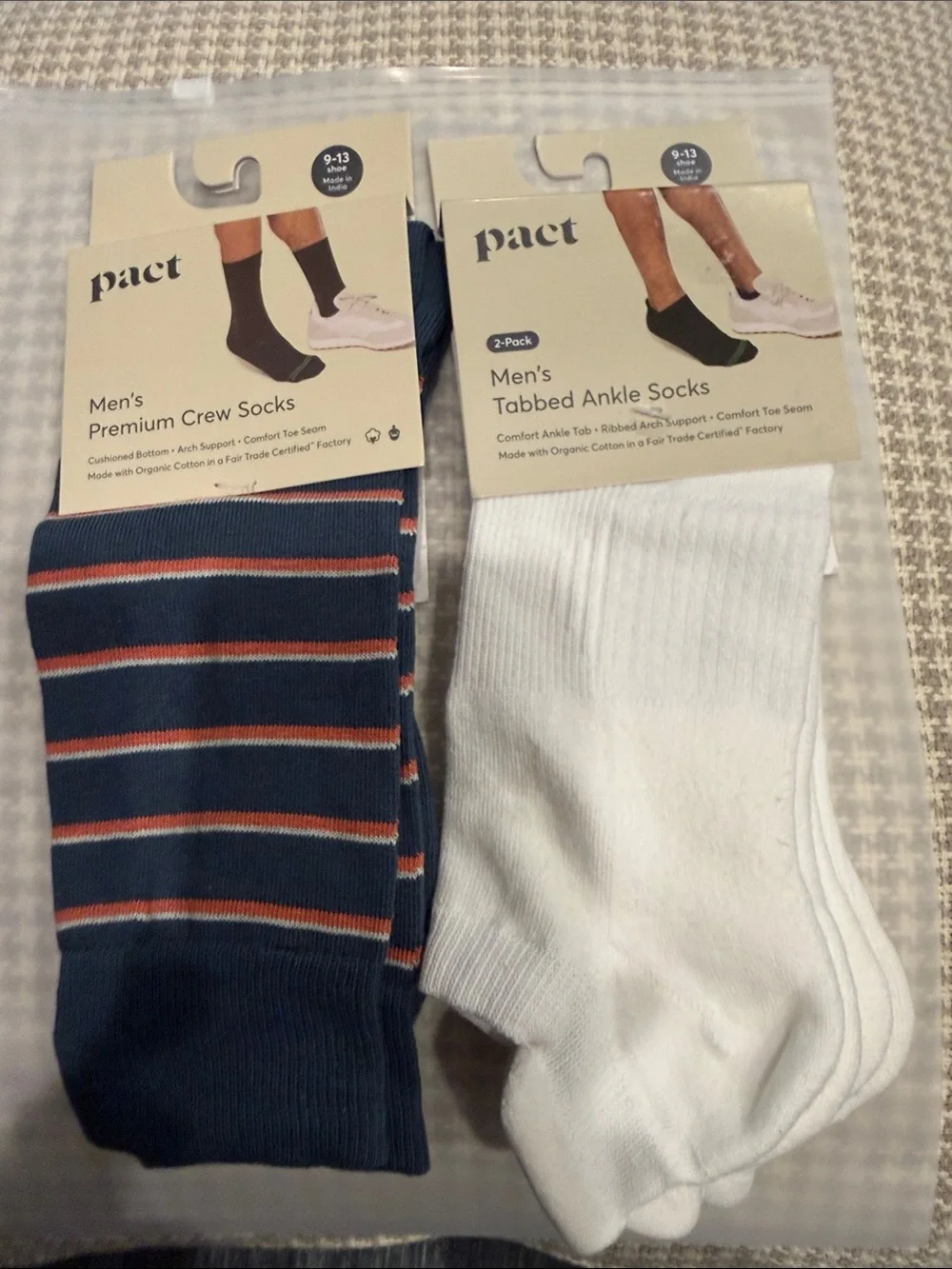 Pact Men's Organic Blend-3-Pack Socks - White Ankle & Green with Rust Stripes
